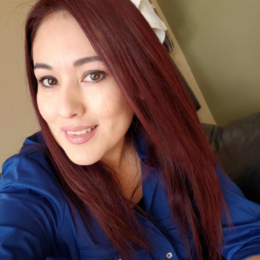 Meet your Posher, Lesly